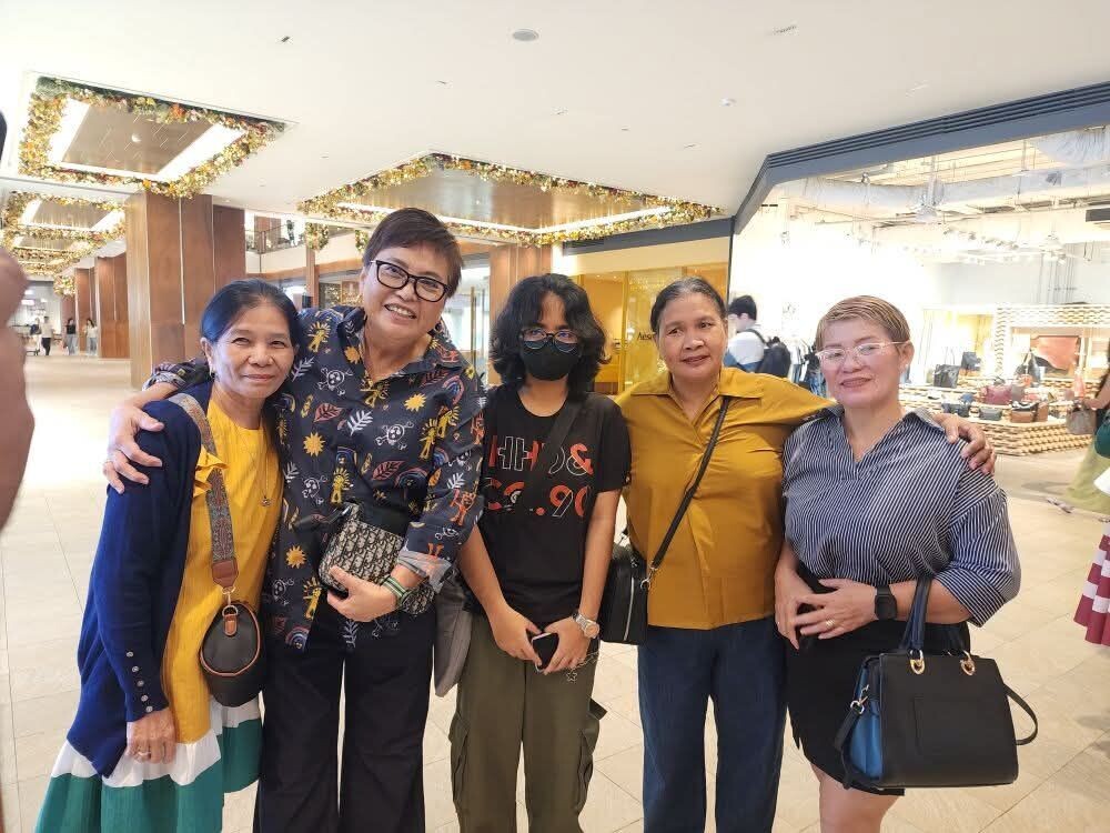 Ex-election commissioner files complaint after mall confrontation