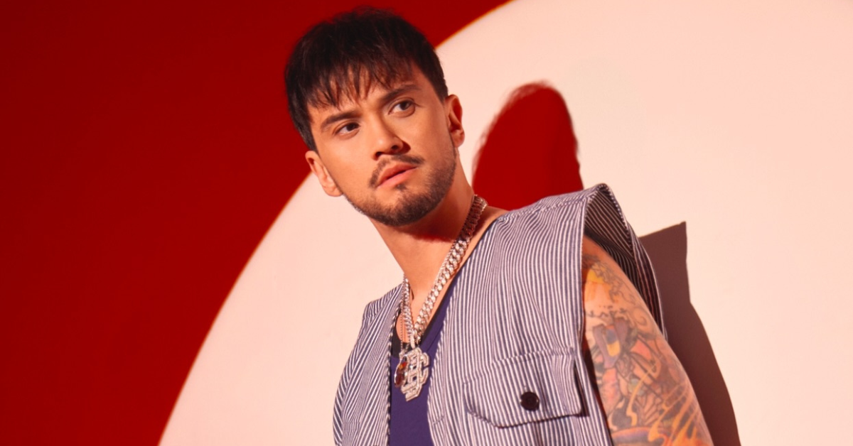 Билли Кроуфорд вернулся в It's Showtime и выразил благодарность ведущим