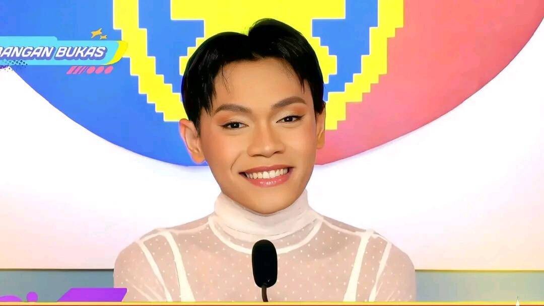 Эснир возвращается в дом «Pinoy Big Brother»