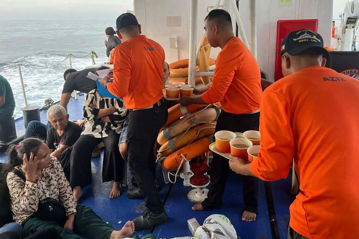 Philippines Ferry Sinks: Over 50 Dead