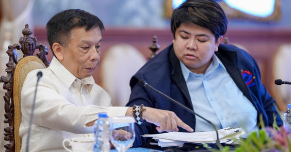 Philippines Prepares Evacuation for Citizens from Middle East