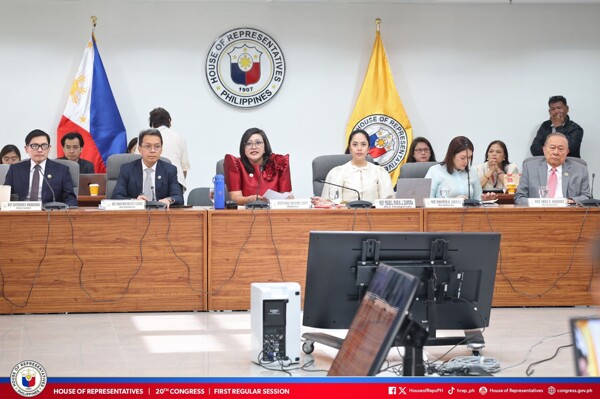 Комитет Палаты представителей отклонил два импичмента против Маркоса-младшего