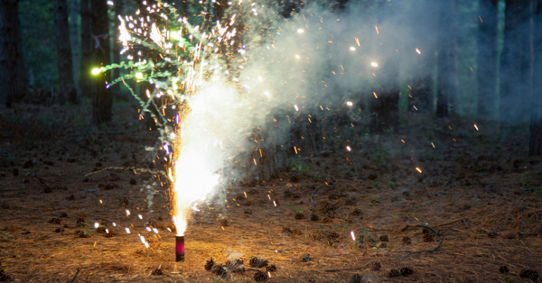 Policía Filipina Destuye Miles de Fuegos Artificiales Ilegales
