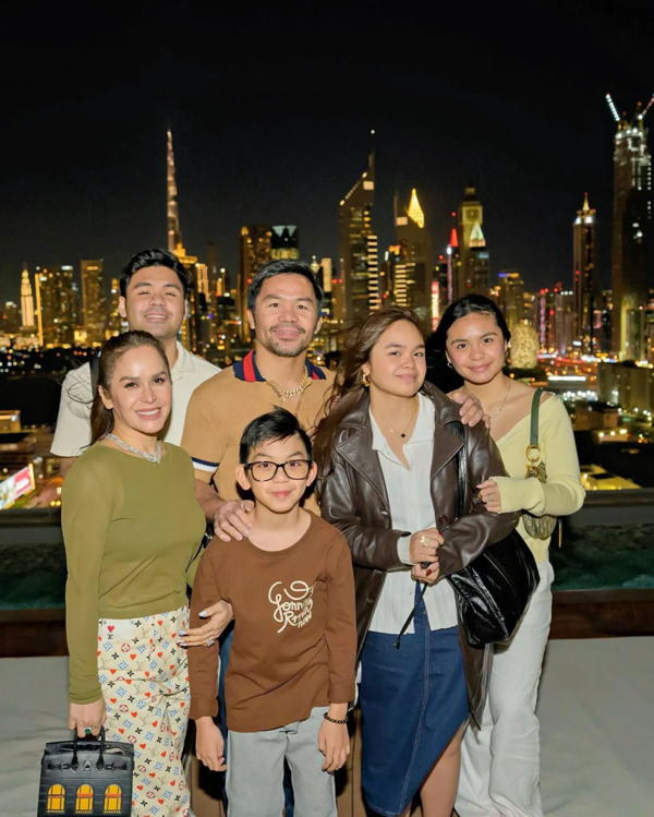 Филиппинский боксёр Мэнни Пакьяо работал пекарём за 4 долара в день