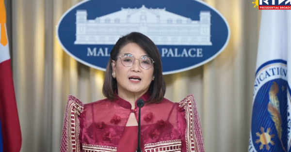 Duterte's Satisfaction Rating Rises, Palace Urges Public Not to Trust Polls